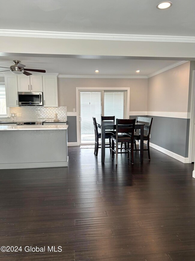 18 Northgate Dr, Albany, NY 12203 - photo 4