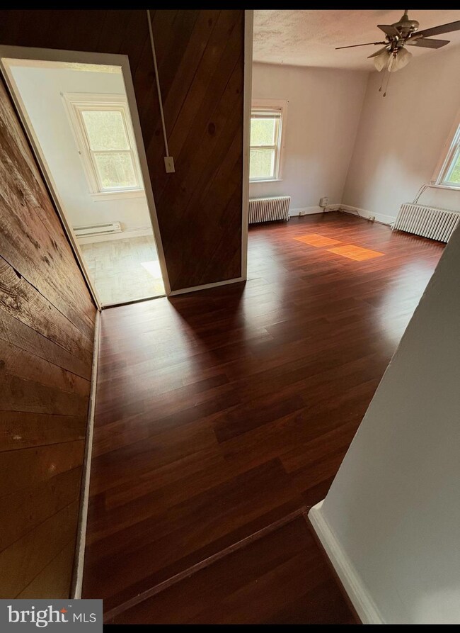 2220 Old Bethlehem Pike unit B, Sellersville, PA 18960 - photo 6