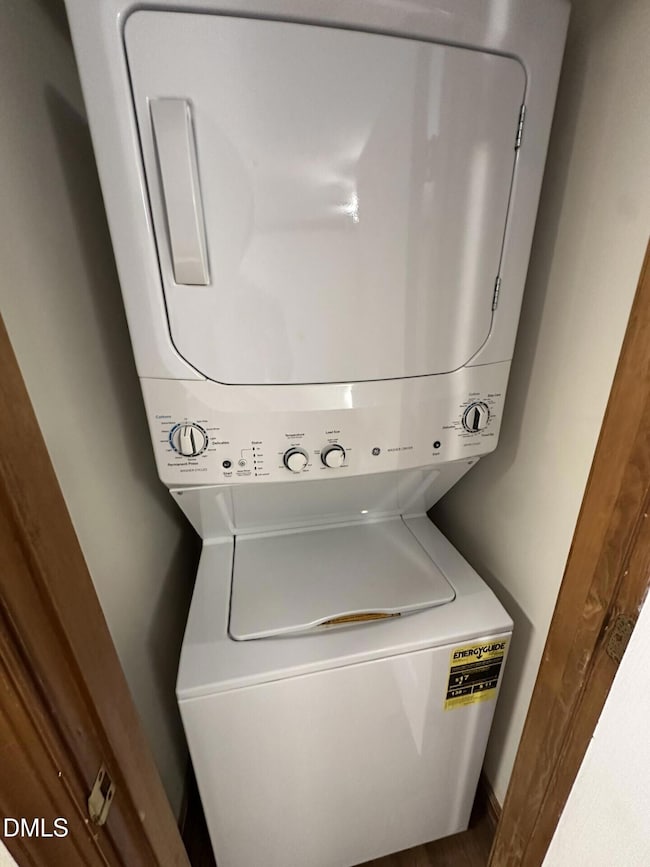 3520 Ivy Commons Dr unit 201, Raleigh, NC 27606 - photo 4