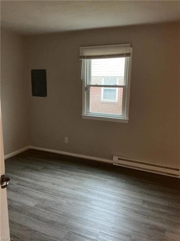 1111 Hugo St unit E, Norfolk, VA 23513 - photo 6