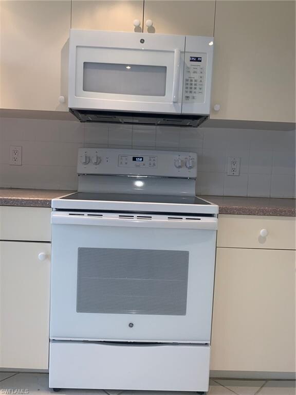 3360 10th St N unit 1209, Naples, FL 34103 - photo 6