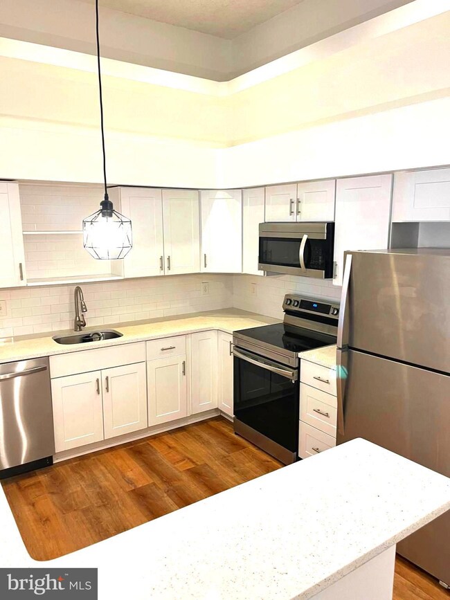 2002 Naomis Ct, North Wales, PA 19454 - photo 6