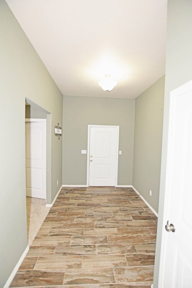 1018 Indigo Ct, Odessa, TX 79765 - photo 7