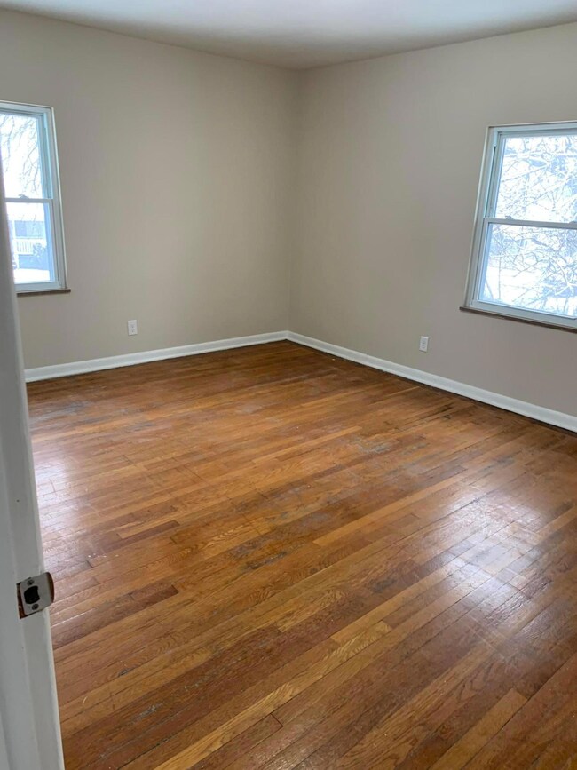 2081 Willamont - Bedroom II