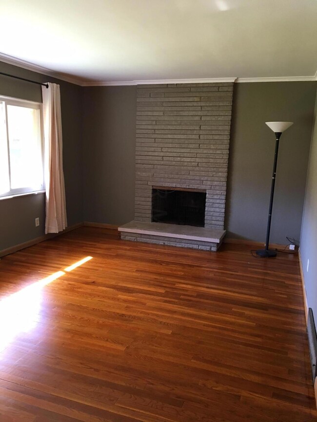 157 S Napoleon Ave, Columbus, OH 43213 - photo 6