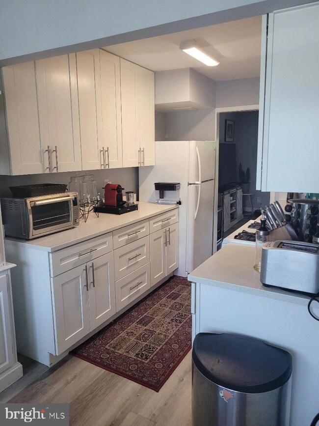 19658 Wootton Ave, Poolesville, MD 20837 - photo 2