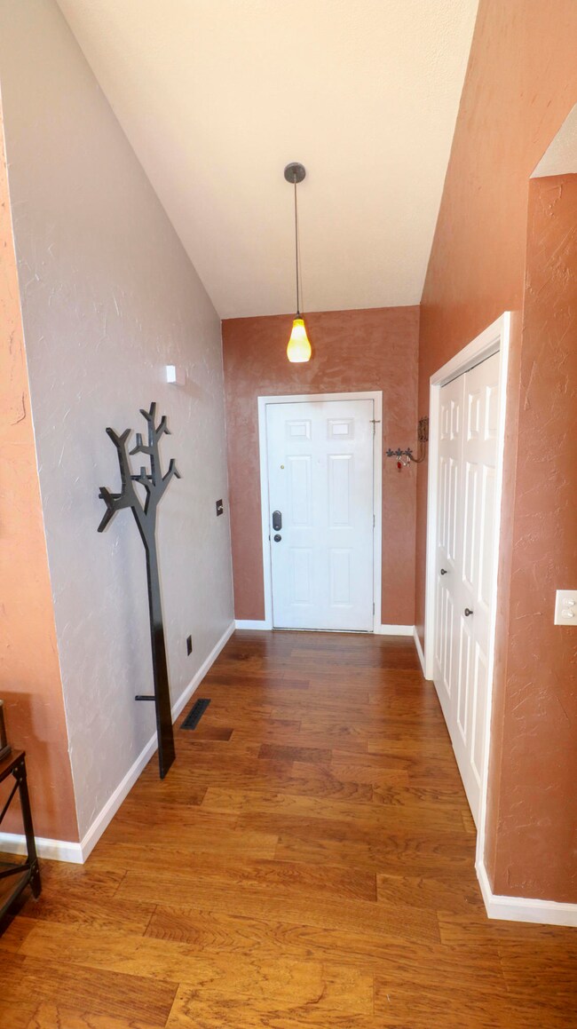 517 N. Hightower Nixa, MO-27