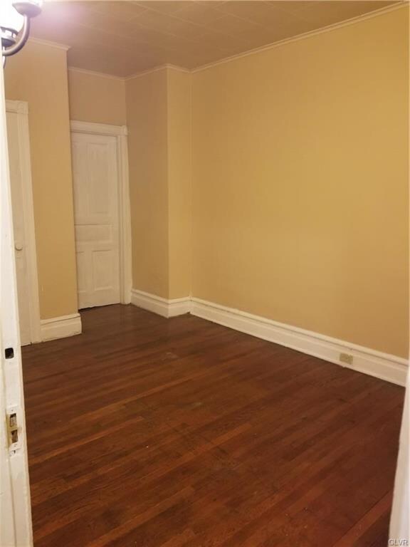 2nd Flr Middle Room