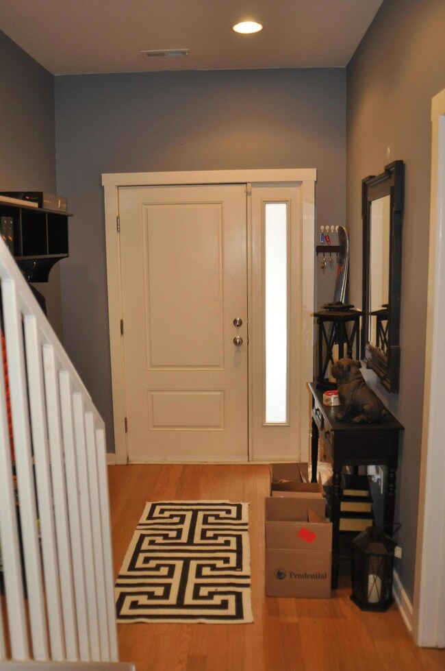 1015 S Wall St unit 1015, Columbus, OH 43206 - photo 5