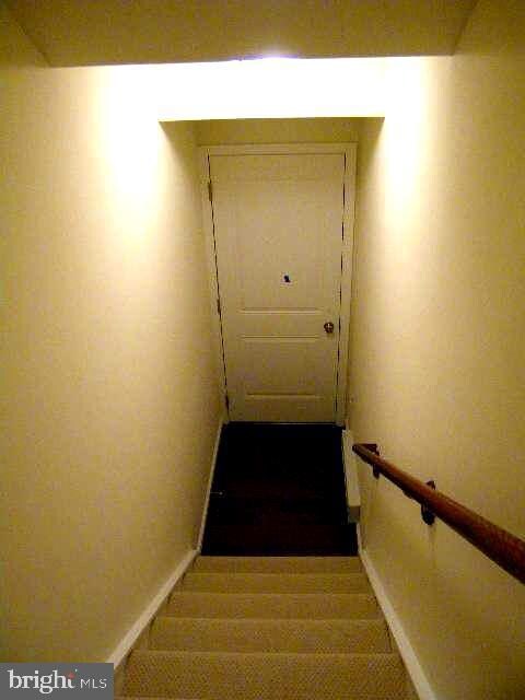 42577 Burbank Terrace unit 6, Dulles, VA 20166 - photo 2