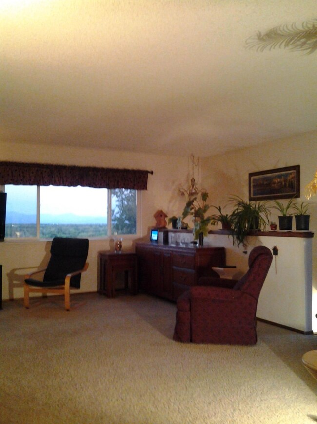 1909 Grandview Ave, Redding, CA 96001 - photo 6