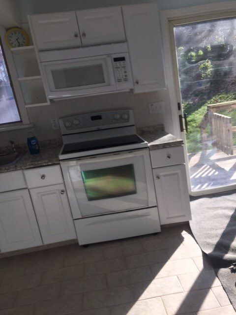 4 Ann St unit first floor, Westerly, RI 02891 - photo 3