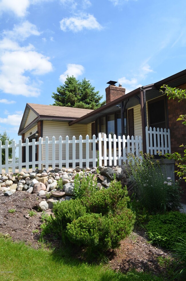 7566 Burlingame Ave SW, Byron Center, MI 49315 - photo 3