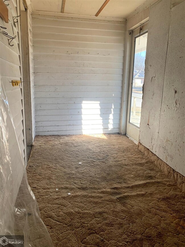 130 N Park St, Osceola, IA 50213 - photo 6