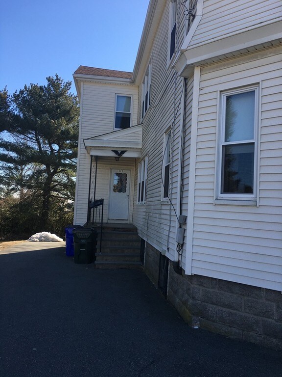 206 Lapham St unit 1, Fall River, MA 02721 - photo 3