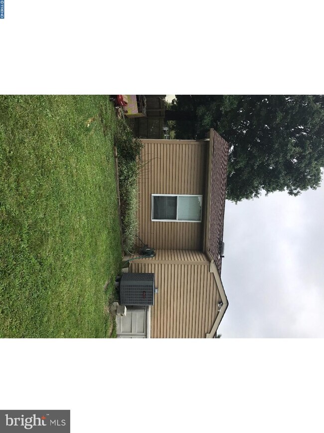 412 Centennial Dr, Morrisville, PA 19067 - photo 3