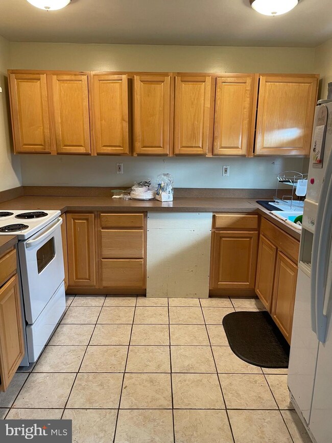 31 Buttercup Ln, Willingboro, NJ 08046 - photo 3