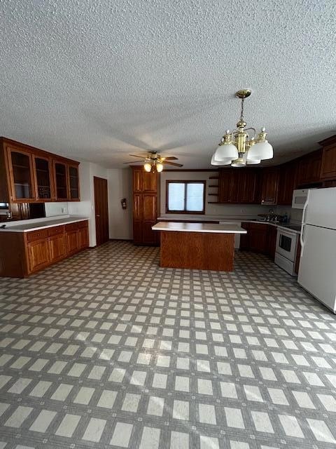 921 W Elm Ave, Mitchell, SD 57301 - photo 6