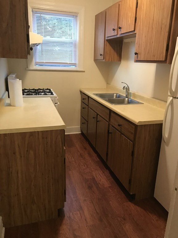 156 Thomas St unit 2 E, Fall River, MA 02723 - photo 2