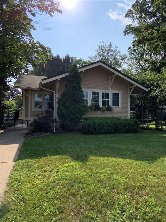 1525 46th St, Des Moines, IA 50311 - photo 2