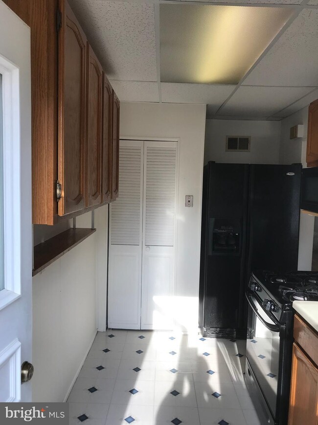 5514 Highridge St, Halethorpe, MD 21227 - photo 4