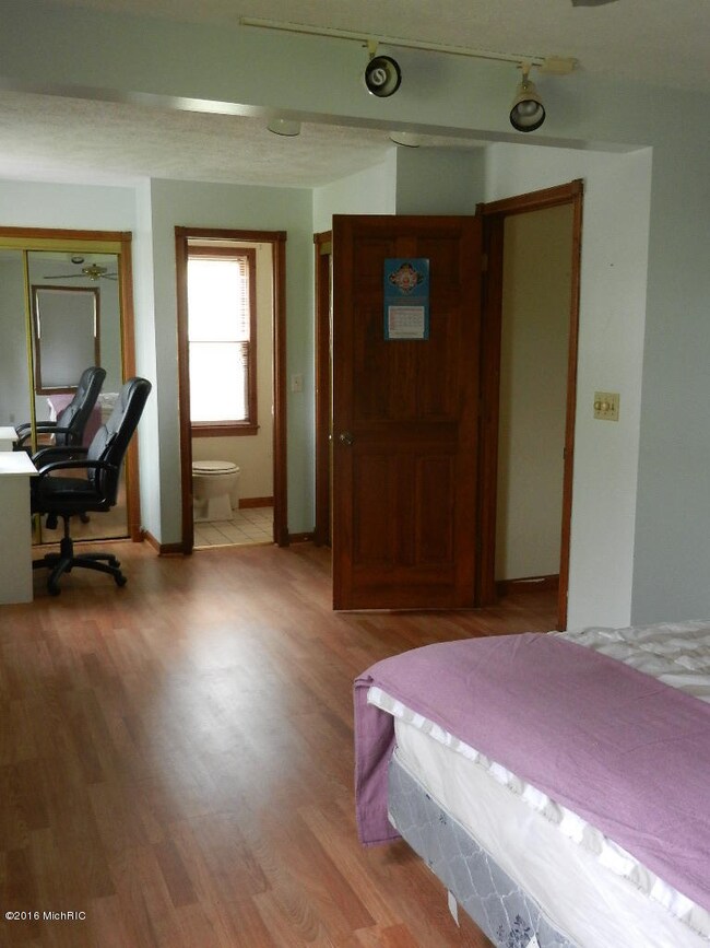 13061 Groman St, New Buffalo, MI 49117 - photo 4