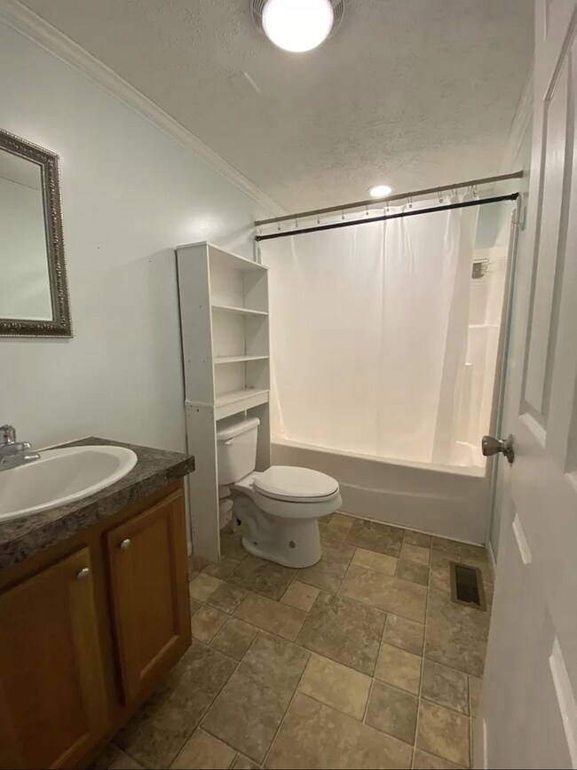 332 Kyle Long Rd, Bean Station, TN 37708 - photo 5