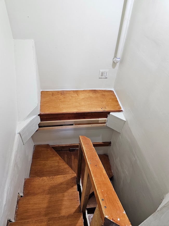 68 New St, Seymour, CT 06483 - photo 7