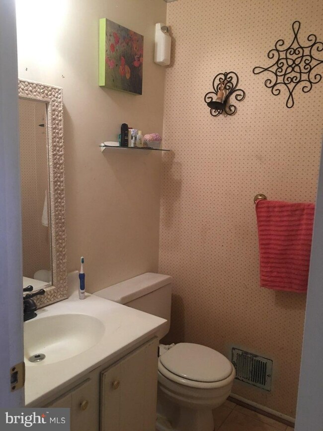 18107 Kitchen House Ct, Germantown, MD 20874 - photo 6