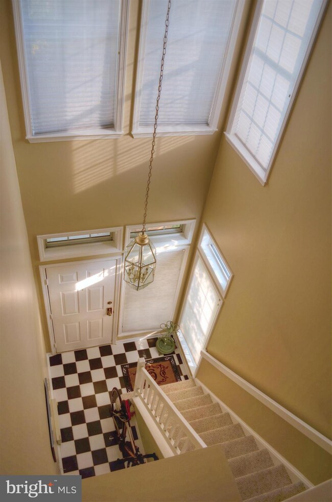 1365 Garden Wall Cir unit 703, Reston, VA 20194 - photo 2