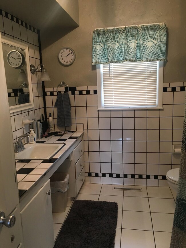 403 Canal Ave, Cimarron, KS 67835 - photo 5