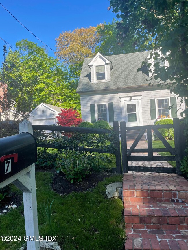 7 Buena Vista Dr, Greenwich, CT 06831 - photo 2