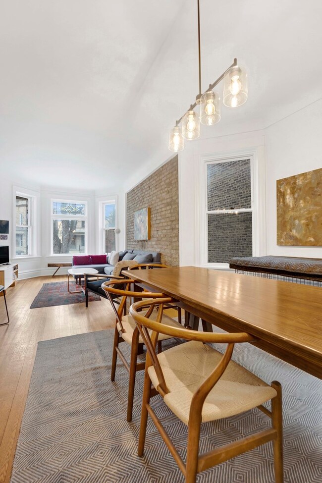 1243 W Newport Ave, Chicago, IL 60657 - photo 6