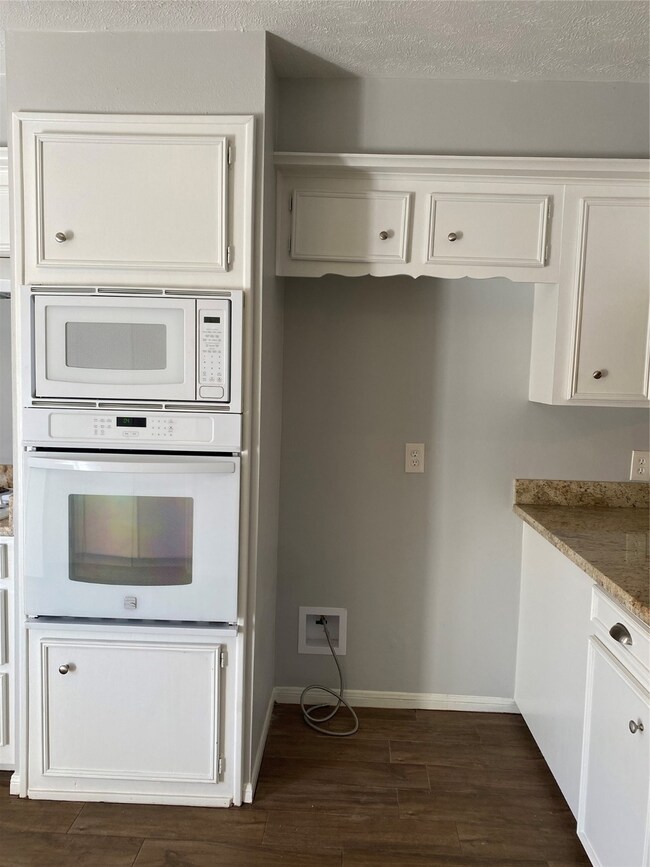 11445 Sabo Rd, Houston, TX 77089 - photo 5