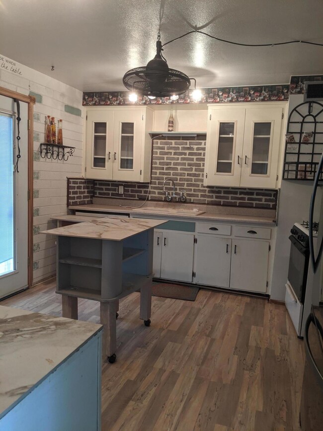 PXL_20210426_233958823