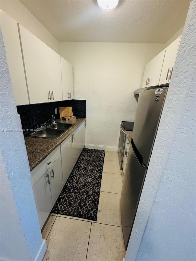 1403 NW 103rd St unit 304, Miami, FL 33147 - photo 4