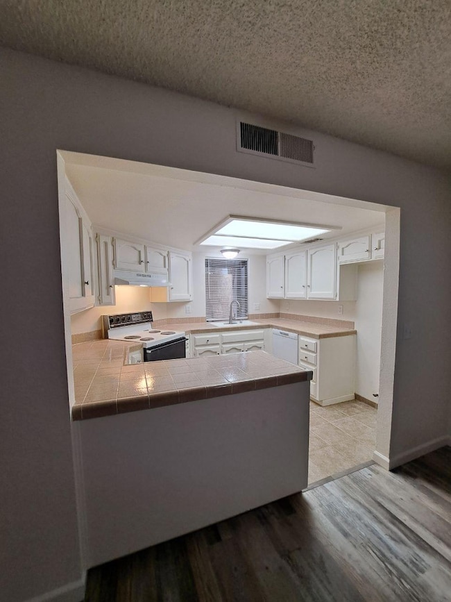 3630 W Terrace Ave, Fresno, CA 93722 - photo 7