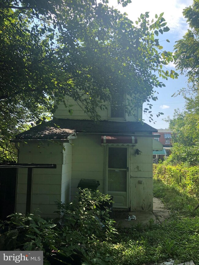 28 N Monastery Ave, Baltimore, MD 21229 - photo 3