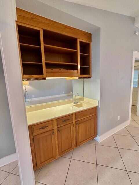 Wet bar