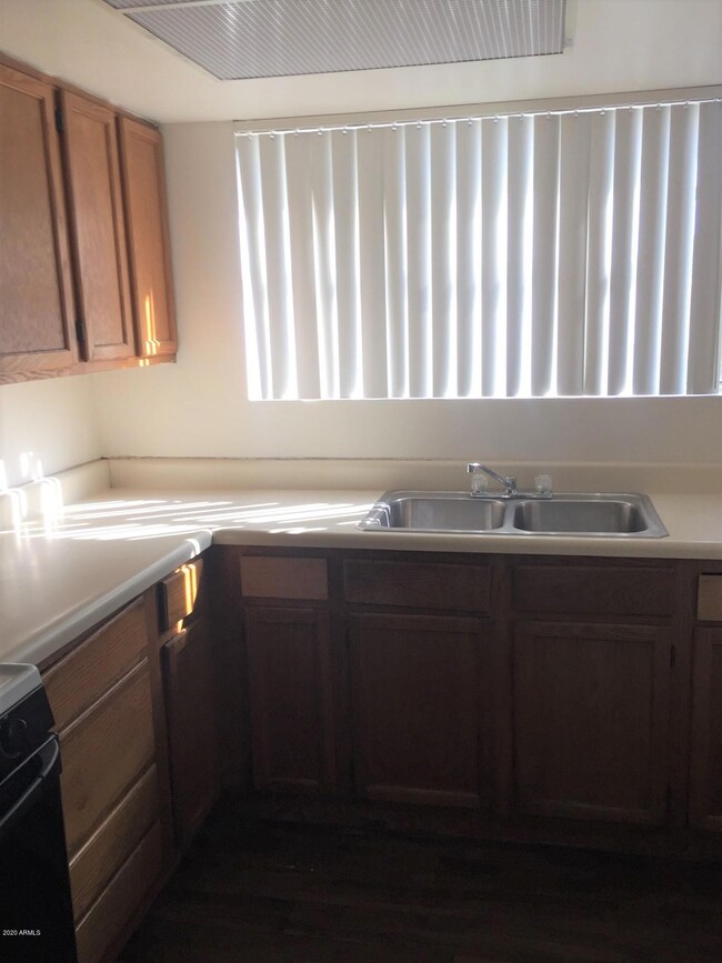 2309 N 28th St unit 2, Phoenix, AZ 85008 - photo 5