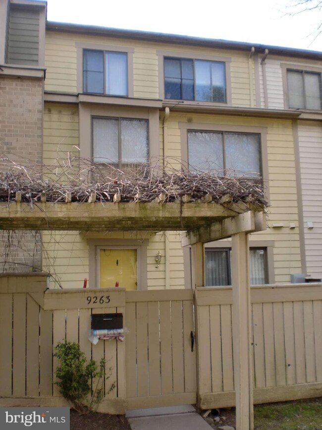 9263 Chadburn Place, Montgomery Village, MD 20886 - photo 3