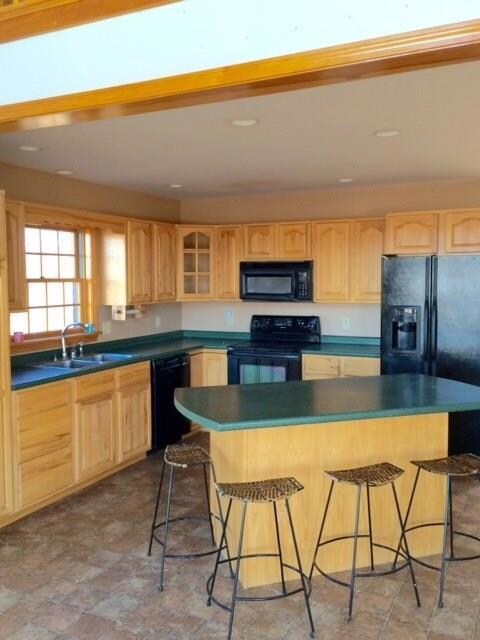 Kitchen with center island