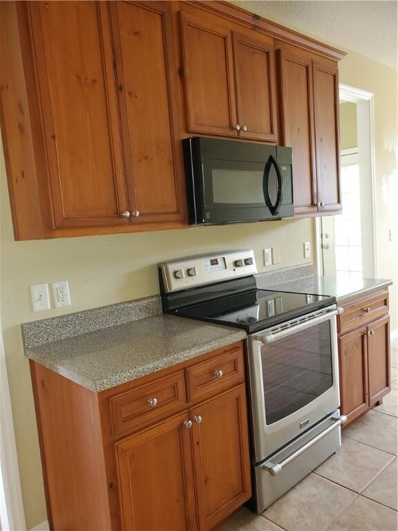 Upgraded appliances.