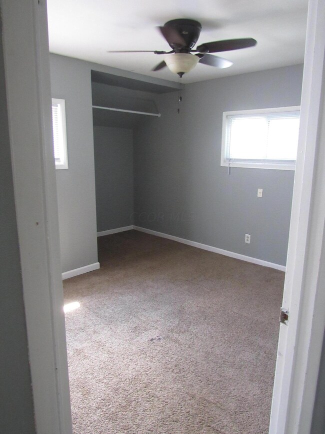 4091 Rickenbacker Ave, Columbus, OH 43213 - photo 7