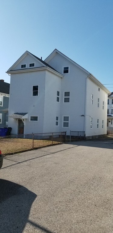 188 Kilburn St, Fall River, MA 02724 - photo 2