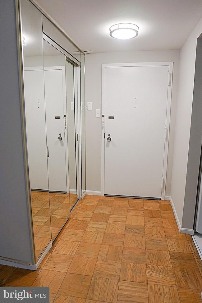 4 Monroe St unit 809, Rockville, MD 20850 - photo 5