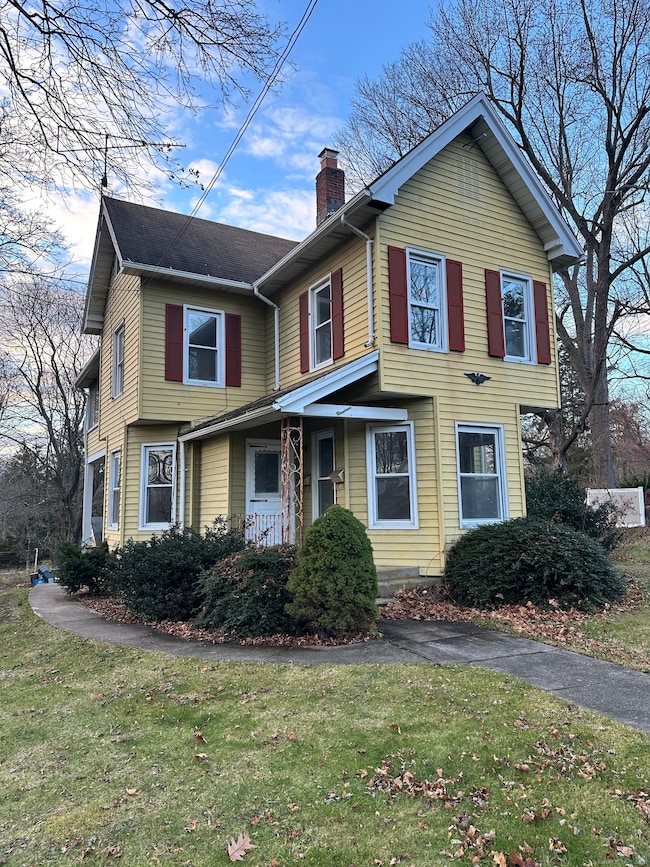 19 High St unit 1st FL, Terryville, CT 06786 - photo 2