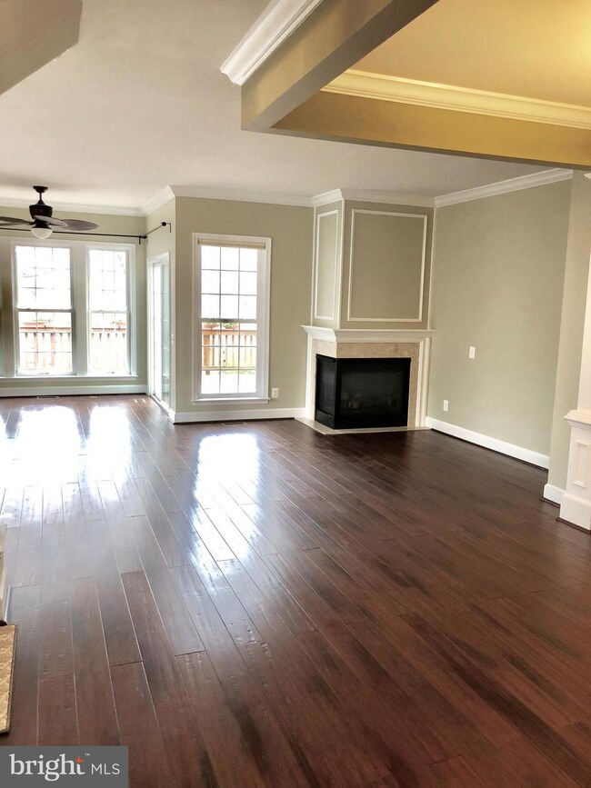 2472 Terra Cotta Cir, Herndon, VA 20171 - photo 5