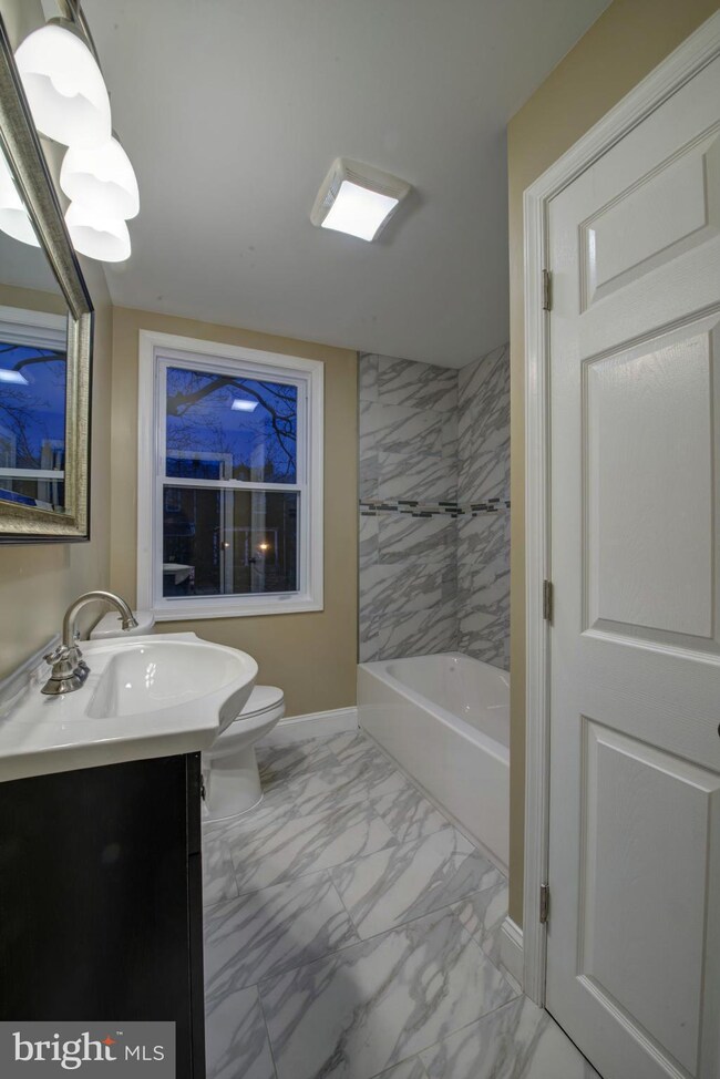 3925 Kimble Rd, Baltimore, MD 21218 - photo 7