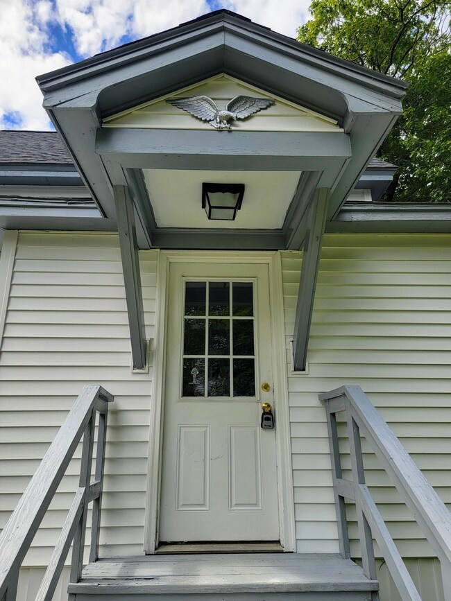 32 Clinton St, Milo, ME 04463 - photo 3